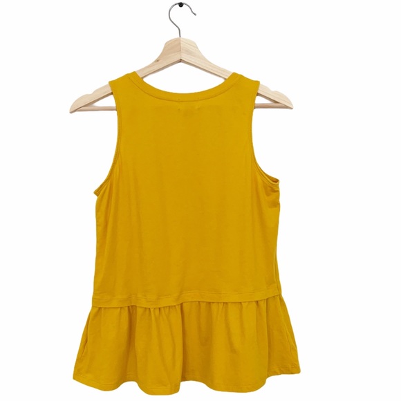 Old Navy women’s yellow Sleeveless Peplum Style Top Size S - Picture 2 of 5